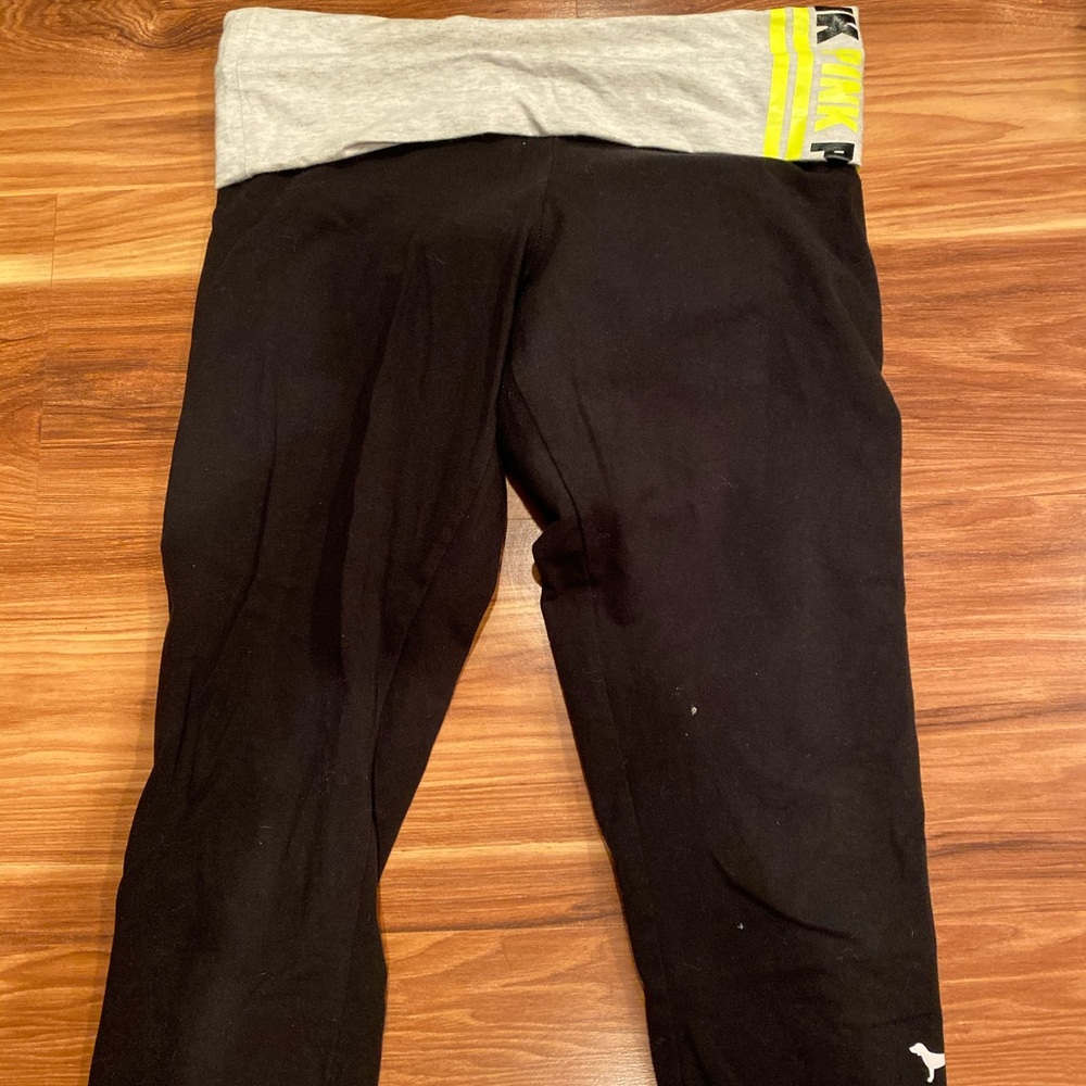Fold over Capri leggings